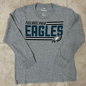 Philadelphia Eagles Youth Long Sleeve T-Shirt 
Size: Medium
Color: Green/Grey